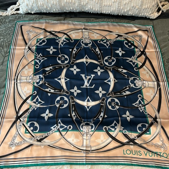 Louis Vuitton Accessories - Louis Vuitton 100% Silk Scarf~NWT!!! Made in Italy~ 34”x34”